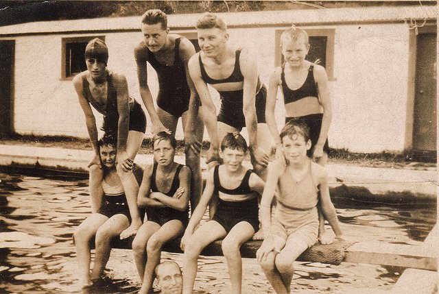 Frasers Road Baths c1930