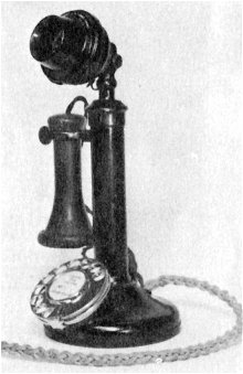 1916 Pedestal Phone