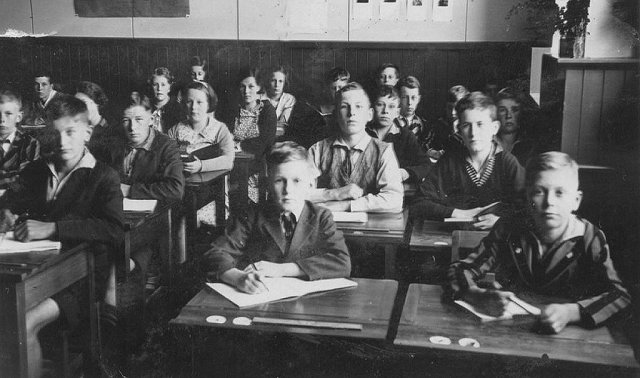Classroom of 1937-1938