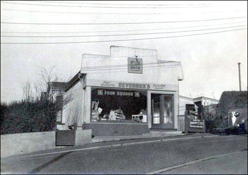 127 Shetland Street - Devereux's Store