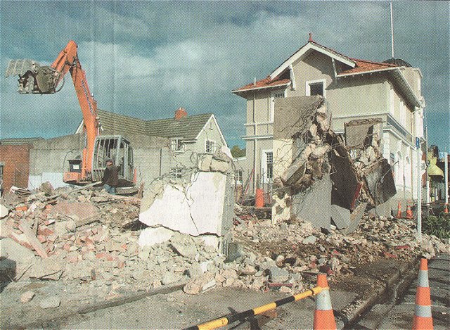 Some Roslyn shops June 2008