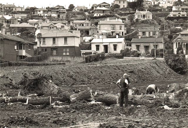 Click photo for 2006 view