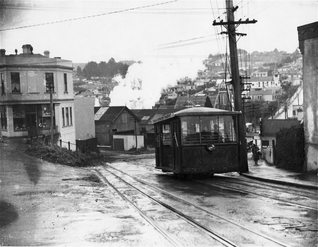 Valley Road junction with cable car