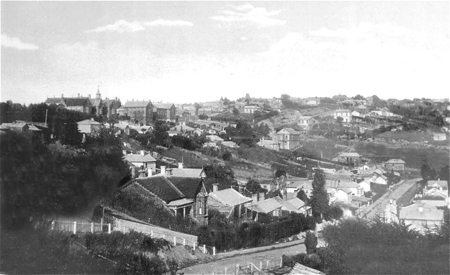 Click photo for 2006 view
